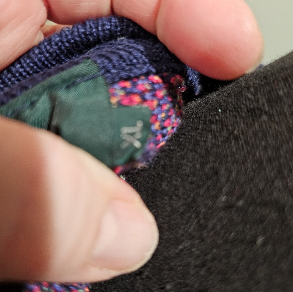 Tundra Canada Multicolor Geometric Crew Neck Sweater - Picture 5 of 8